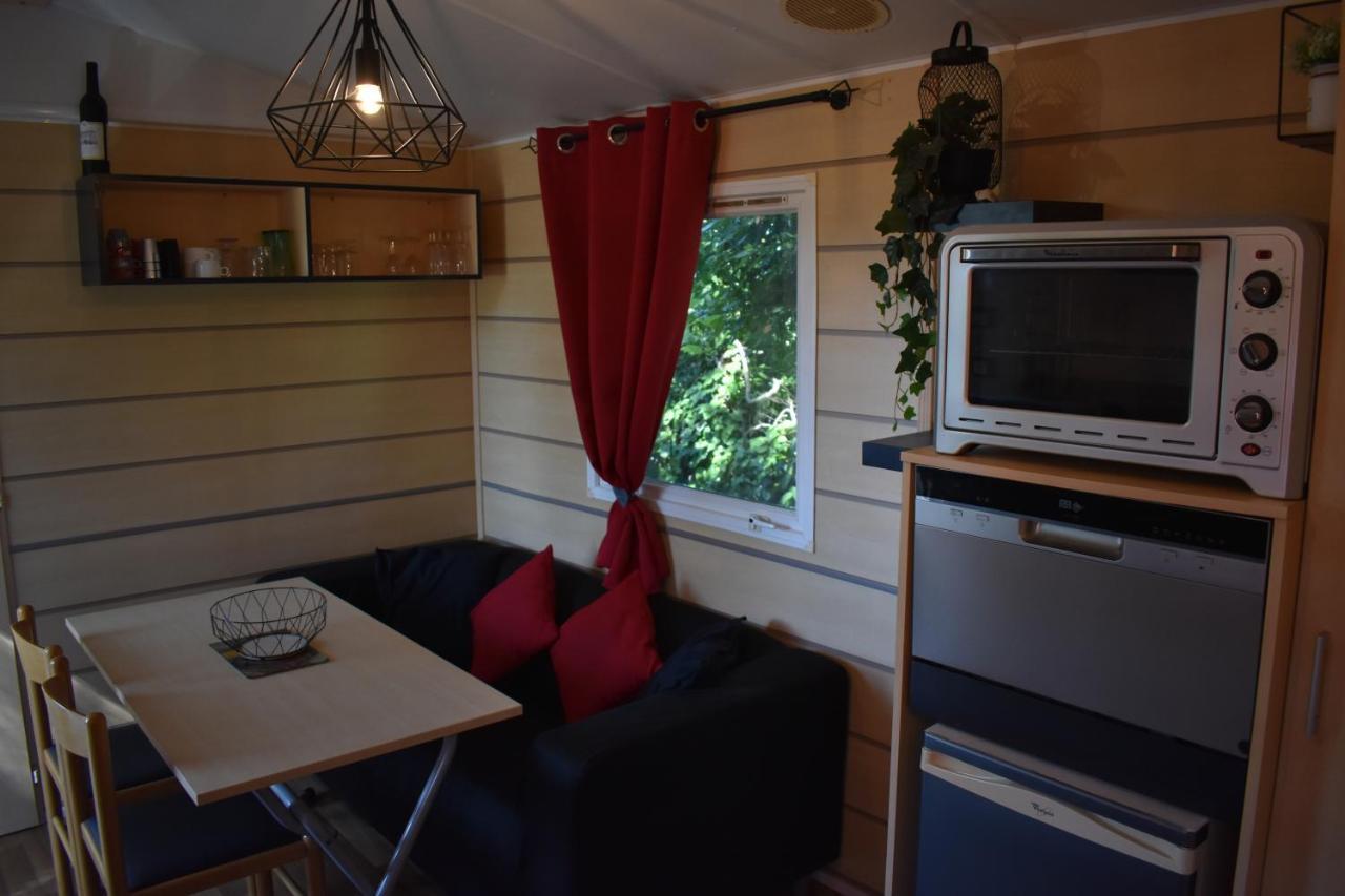 Mobil-Home Sur Terrain Bucolique Hyères Exterior foto